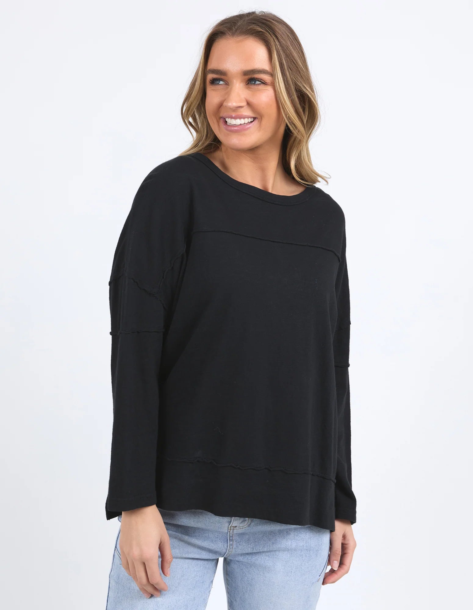 Jayne Throw On Top in Black Jayne Throw On Top in Black