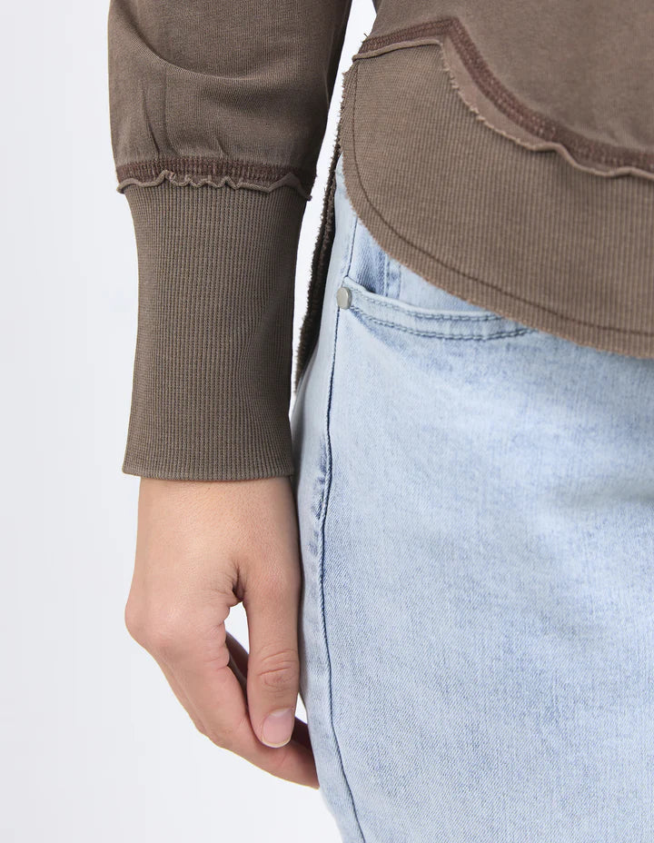 Foxwood Farrah Long Sleeve - Coffee Quartz