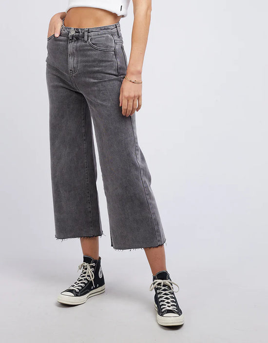 Charlie High Rise Wide Leg Jean - Washed Black