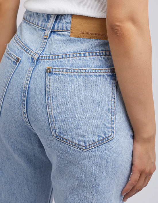 Ellen Mom Jean - Light Blue