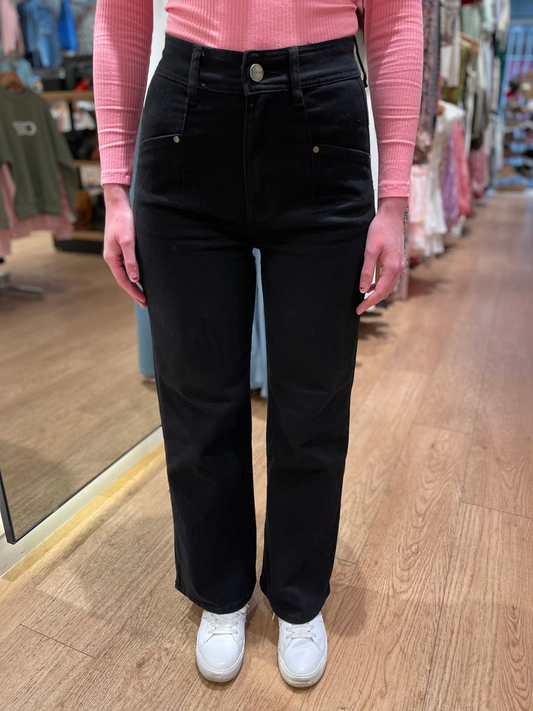 Wakee Terrina Jean - Black