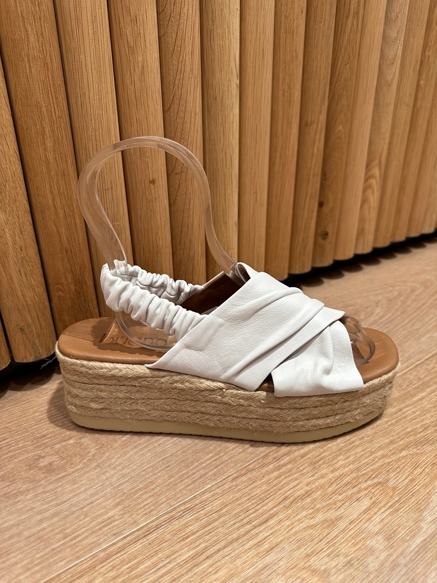 Bueno Kenya Shoe - White