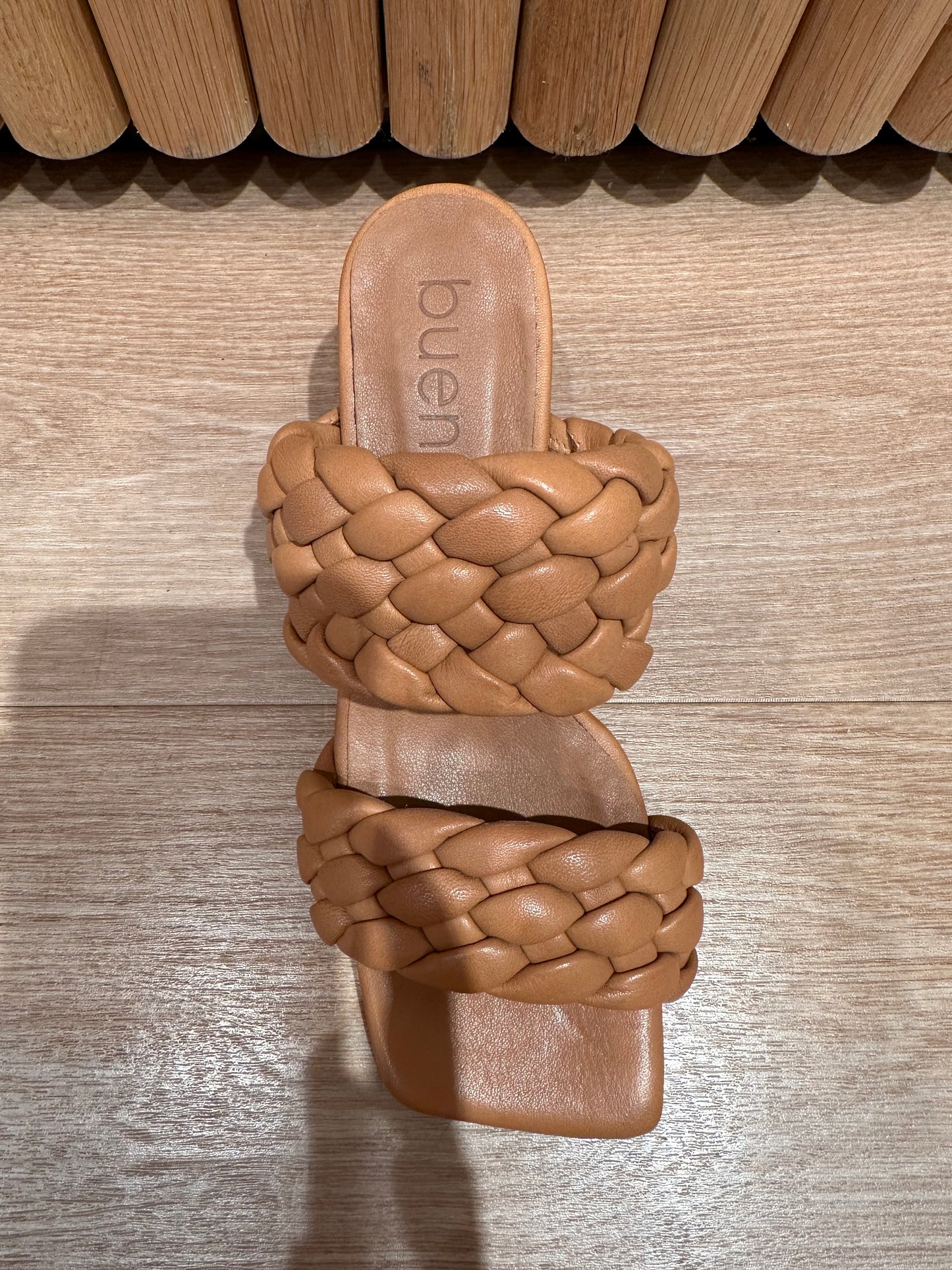 Bueno Tulsi Heel - Dark Coconut