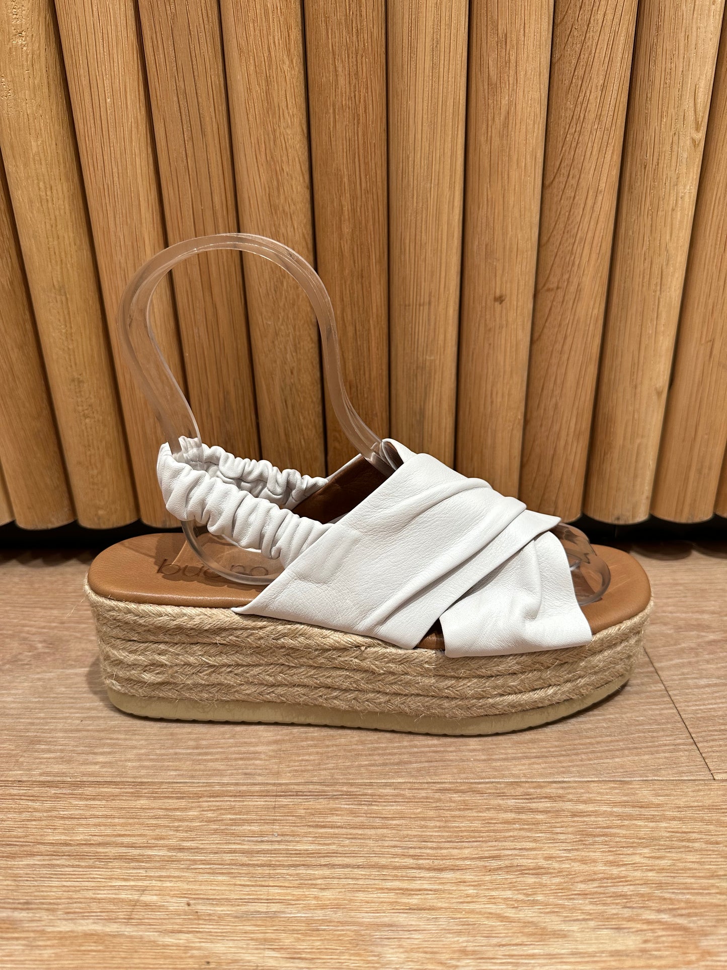 Bueno Kenya Shoe - White
