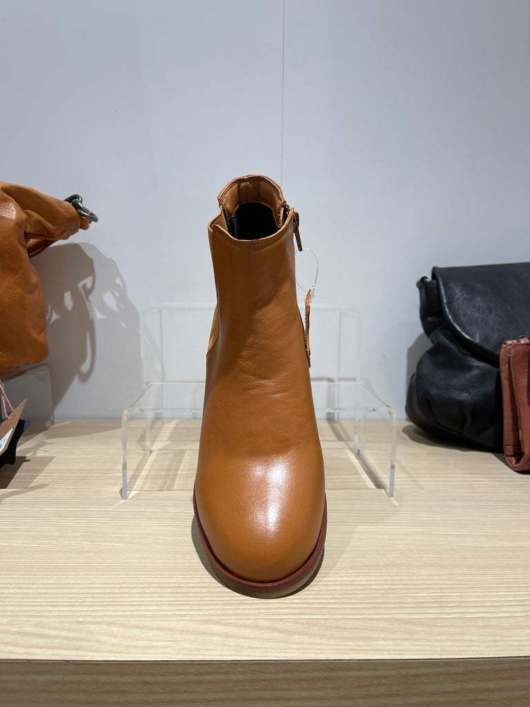 Human Alibi Boot - Tan