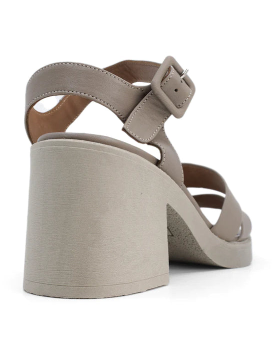 Bueno shoes 2025 shop online