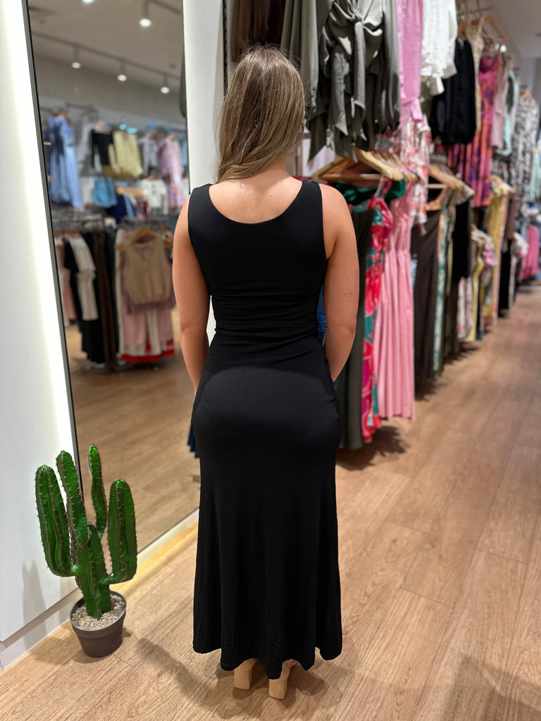 Avontarn Cut Out Maxi Dress - Black