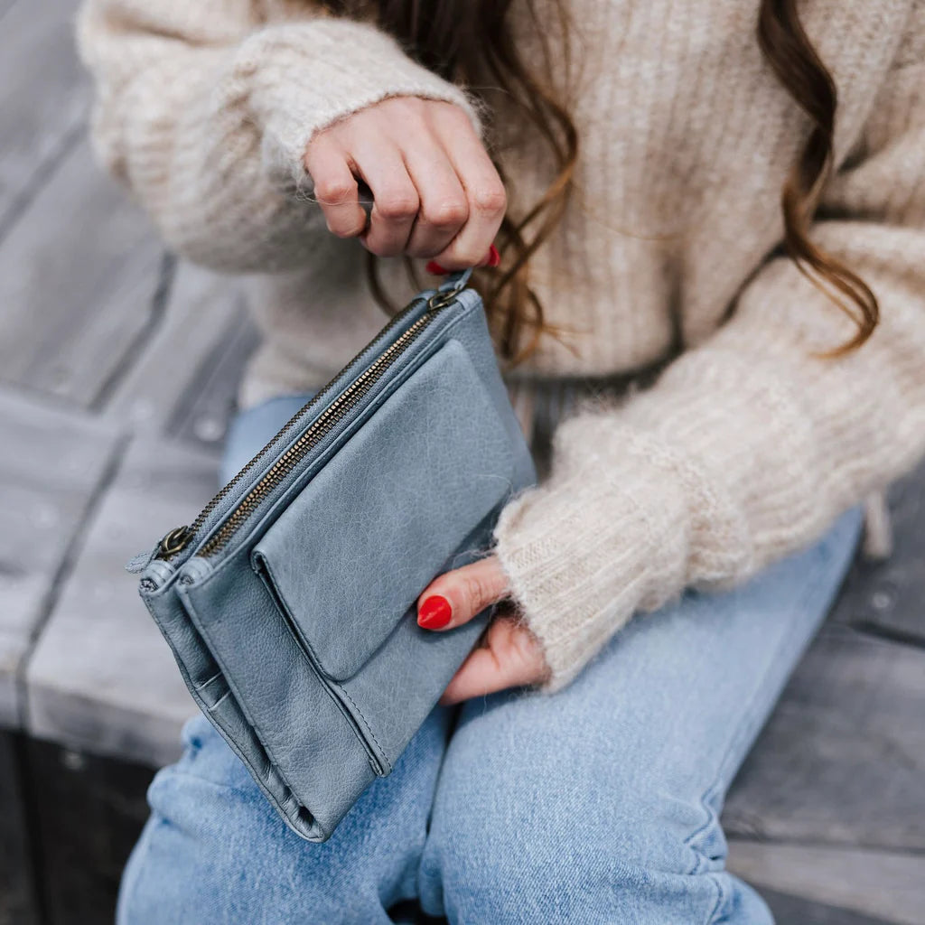 Dusky Robin Leather Frankie Wallet - Black