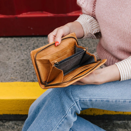 Dusky Robin Leather Harriet Purse - Dusky Pink