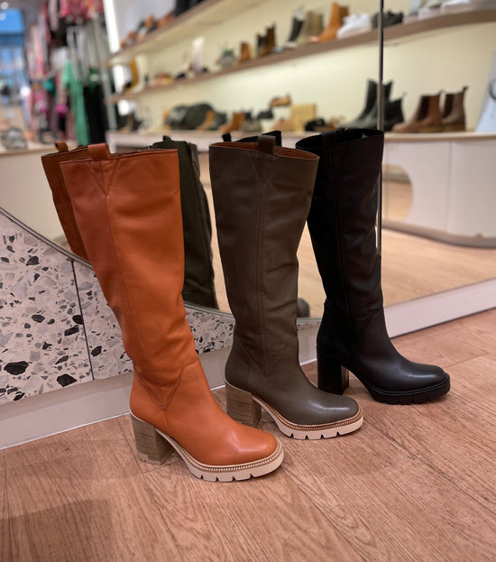 Bueno Lavender Boot - Black