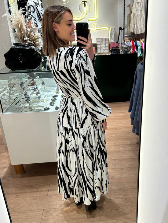 Fawnhollow Maxi Dress - White/Black Print