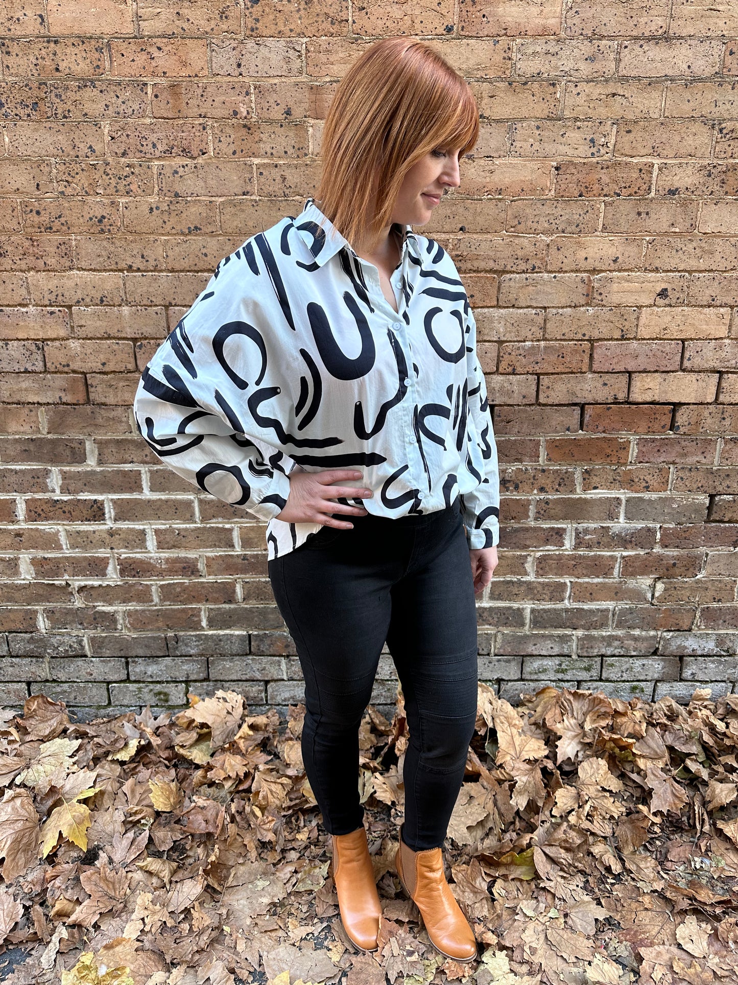Avonmore Top - White/Black