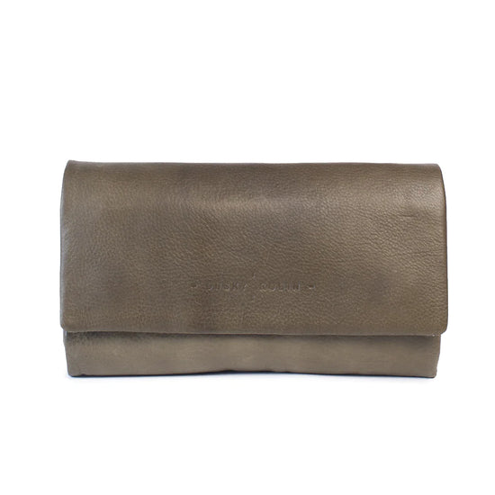 Load image into Gallery viewer, Dusky Robin Leather Rose Purse - Olive
