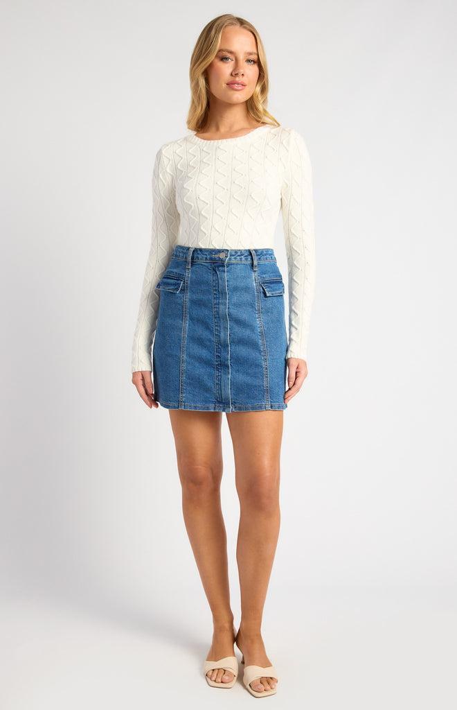 Zig Zag Textured Knit/Top - White