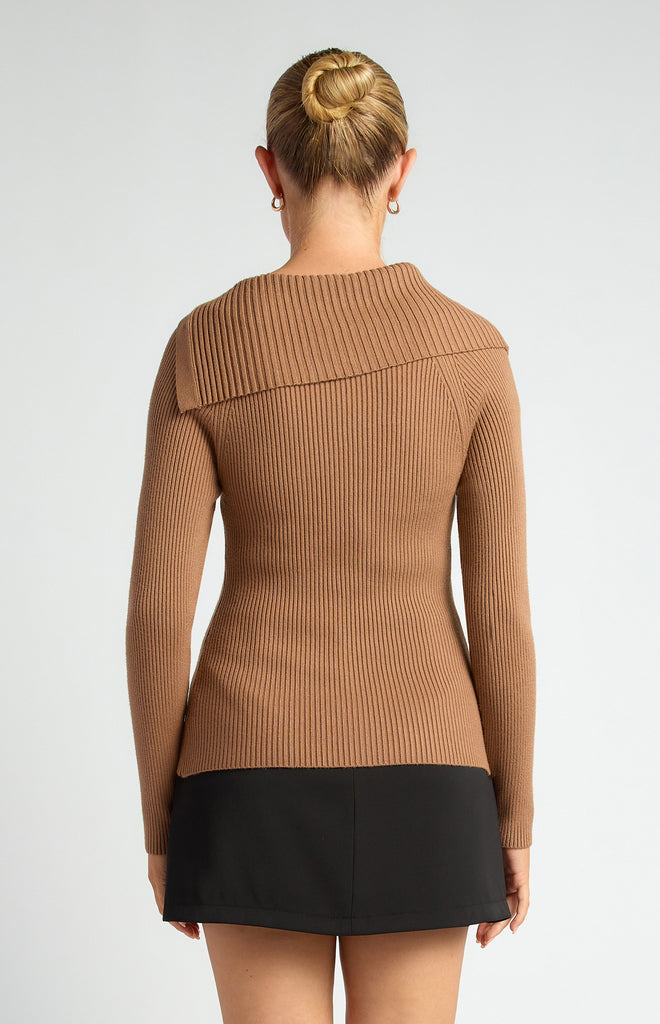 Albina Button Knit/Top - Coffee